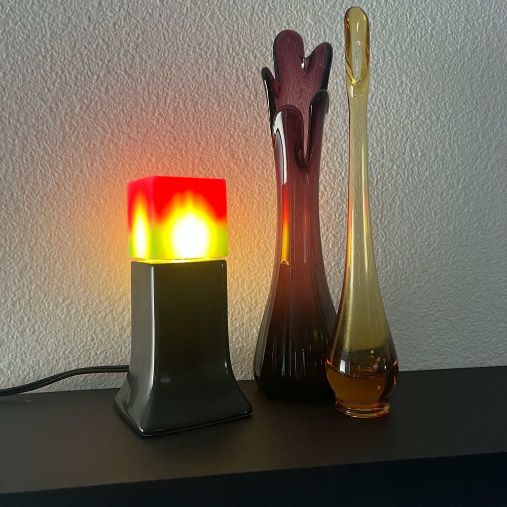 ⭐️SOLD⭐️ Pink and Green Accent Lamp